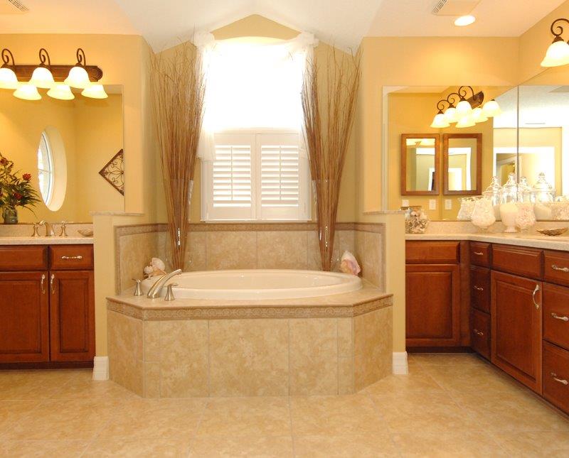26 Crystal River, FL – Custom Home – Master Bathroom